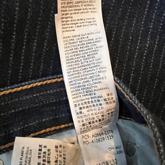 **SOLD** Levi's Lo Pro Pinstriped Straight Leg Jeans - Picture 9 of 9